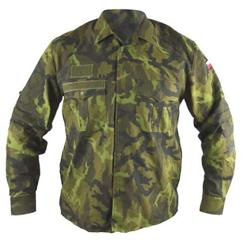 Originál AČR košile AČR vzor 95 194/39-40 Košile vz.95 AČR   letní košile 2000 s potiskem k nošení ke stejnokroji 95 letnímu se zeleným potiskem pro běžnou služební činnost košile s vyztuženým límečkem se zapínáním na knoflíky 2 náprsní kapsy na knoflíky na pravé kapse našit suchý zip na jmenovku a nad touto kapsou je další suchý na hodnost levý rukáv opatřen přišitou nášivkou malá barevná vlajka České republiky rukávy se zapínají na knoflíky a po srulování rukávu vytvoříme krátký rukáv