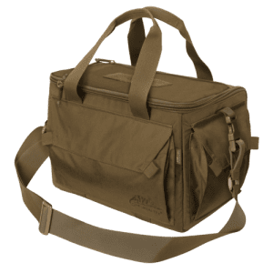 Helikon taška střelecká Helikon Coyote Range Bag® je kompaktní taška navržená odborníky pro přenášení velkého počtu zásobníků pušek a pistolí na střelnici. Má univerzální vložky - sáčky