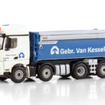 WSI Models model MB Arocs MP 4 8x2 sklopka Gebr. van Kessel kovový sběratelský model v měřítku 1:50 výrobce WSI models
