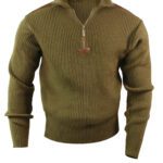 ROTHCO Svetr ACRYLIC COMMANDO 1/4 zip ZELENÝ XXXL Vylepšete svůj zimní šatník akrylovým svetrem Rothco's Quarter Zip Acrylic Commando. Tento svetr vyrobený z vysoce kvalitního akrylu nabízí výjimečné teplo a pohodlí pro venkovní dobrodružství nebo každodenní nošení. Jeho design se čtvrtinovým zipem dodává nádech klasického stylu a zároveň poskytuje pohodlné ovládání teploty. Ať už jdete na túru divočinou nebo běháte po městě