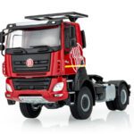 Kaden model Tatra Phoenix 4x4 tahač červený První model z nové řady TATRA Phoenix. Model v měřítku 1:43. Celokovový. Přední kola natáčecí
