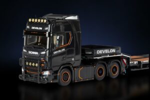 IMC Models model Scania S 6x4+Nooteboom 4a Develon kovový sběratelský model v měřítku 1:50 výrobce IMC models