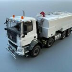 Kaden model Tatra Phoenix 8x8 MK22 bílá Sběratelský a perfektně propracovaný kovový model v měřítku 1:43.     měřítko: 1:43 materiál: kov ruční výroba vyrobeno v ČR výrobce: Kaden