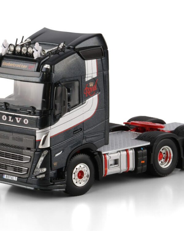 WSI Models model Volvo FH5 6x4 Royal Edition kovový sběratelský model v měřítku 1:50 výrobce WSI models