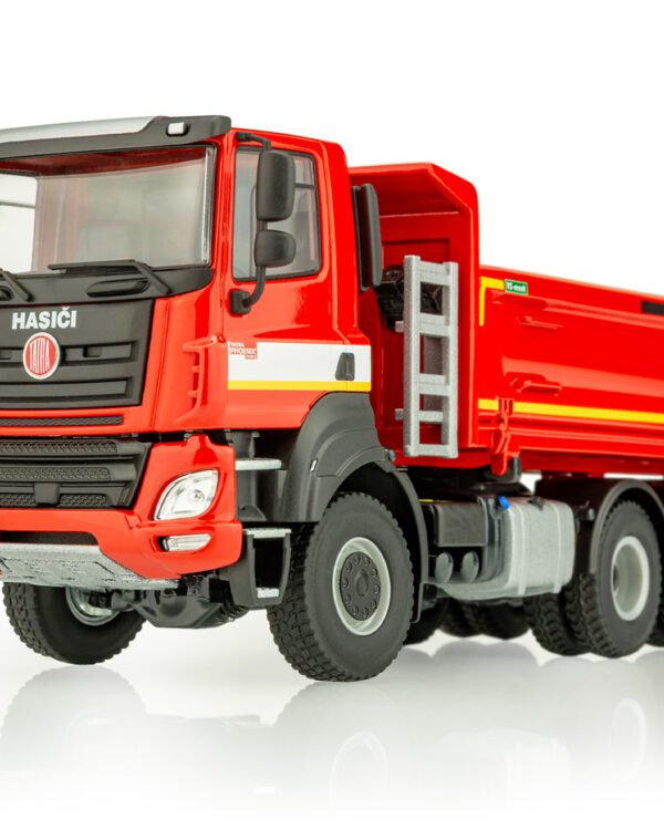Kaden model TATRA PHOENIX 6×6 SKLÁPĚČ HASIČ Sběratelský kovový model v měřítku 1:43 TATRA Phoenix v provedení sklápěč VS-mont. Jedná se o detailně zpracovaný model