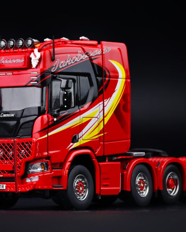 IMC Models model Scania R 8x4 Jacobssons kovový sběratelský model v měřítku 1:50 výrobce IMC models