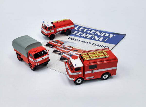 TRIO SET TATRA 805 HASIČI - MODIMIO 1:43 - časopis s modely Časopis o vozech Tatra 805 s třemi modely:     Tatra 805 Cisterna Hasiči Lelekovice 1:43 Tatra 805 Valník Hasiči Krásná Lípa Tatra 805 DVS Hasiči Vratíkov   Modely jsou přílohou k časopisu o autech.     Výrobce: Modimio Měřítko: 1:43 Barva: červená Materiál: kov/plast
