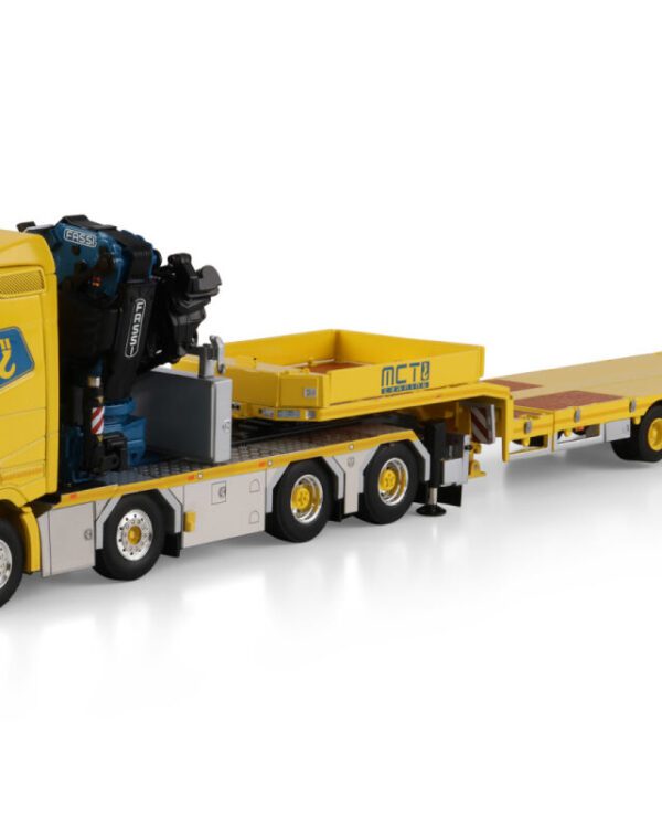 WSI Models model Volvo FH5 8x4+Fassi 1300+Nooteboom 4a MCT Craning kovový sběratelský model v měřítku 1:50 výrobce WSI models